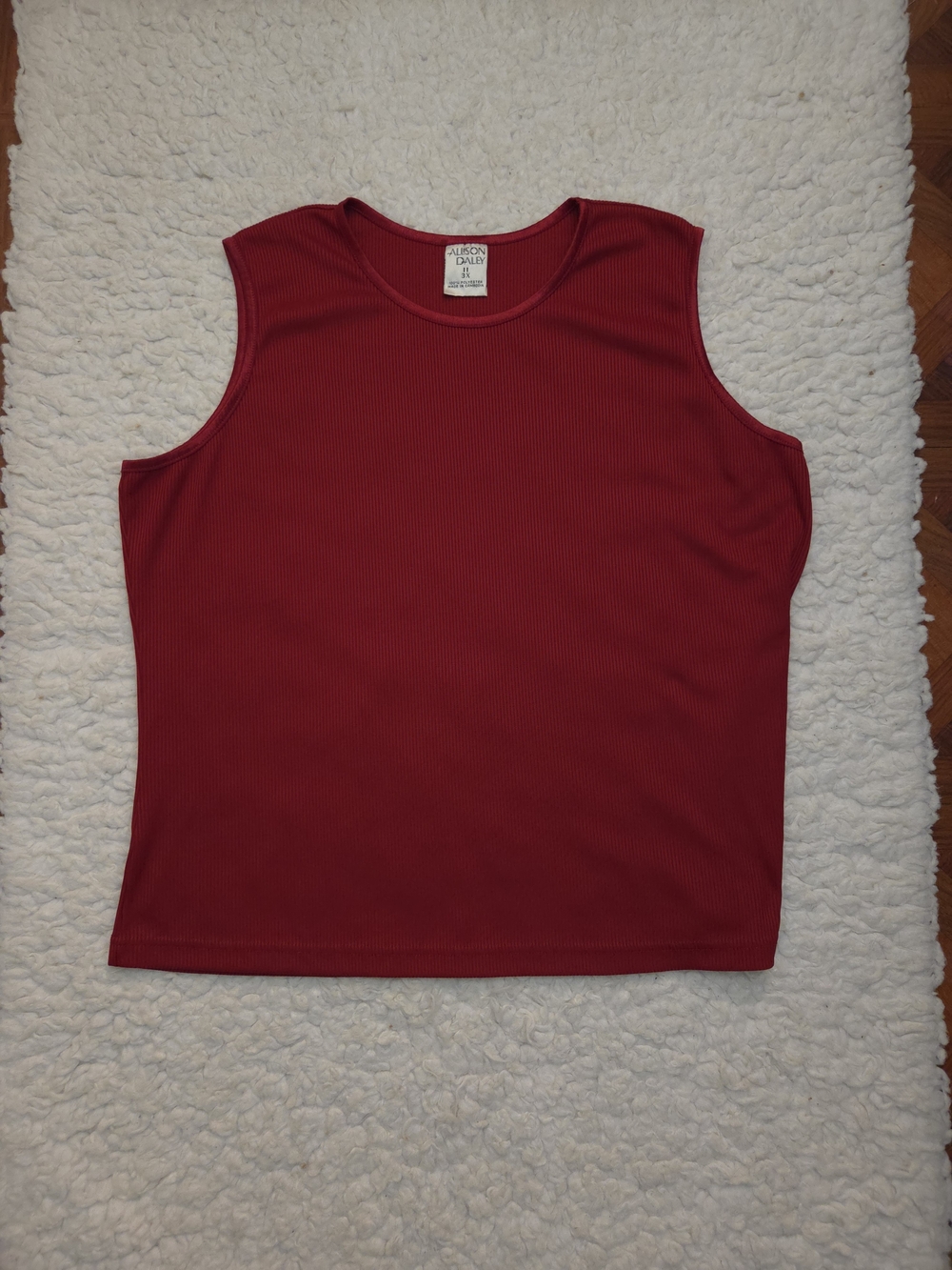 Allison Daley Sleeveless Ribbed Tank in Deep Red